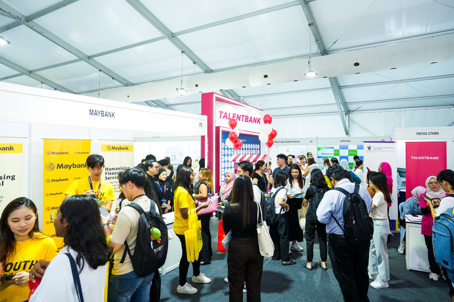 Candidates at an employer booth