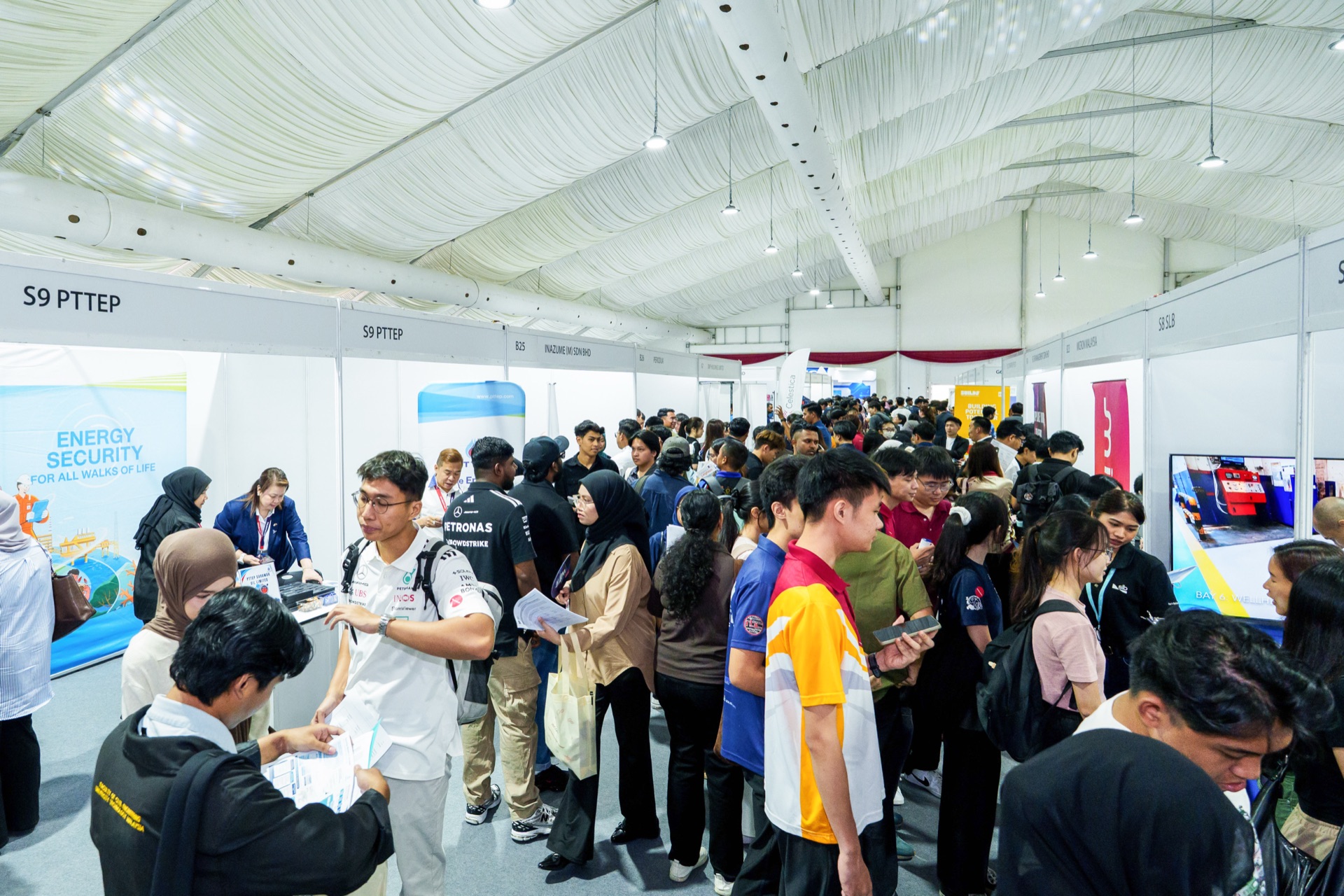 Talking through opportunities at a booth